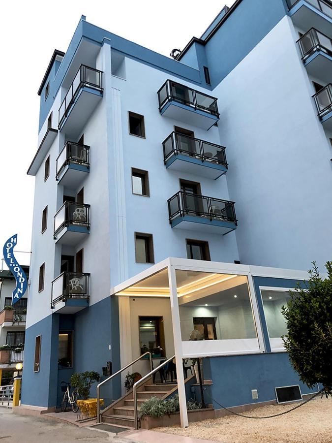 Hotel Ondina Лидо-ди-Езоло Экстерьер фото